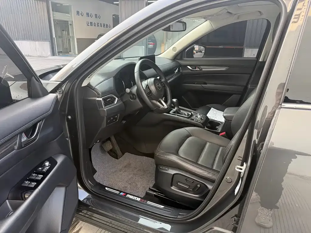 Mazda CX-5 2023 из CN, фото 3