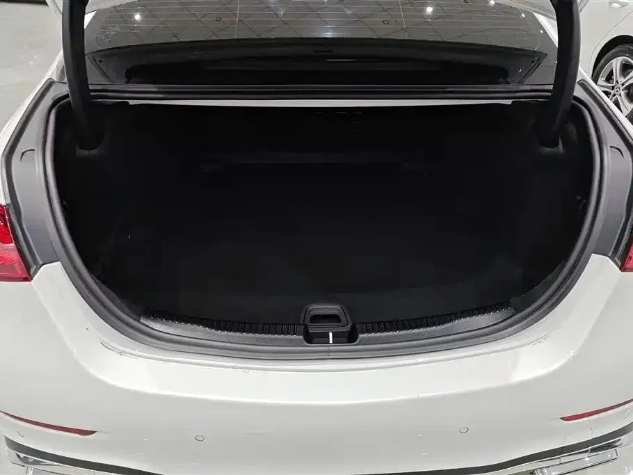 Mercedes-Benz C-Class 2023 из CN, фото 6