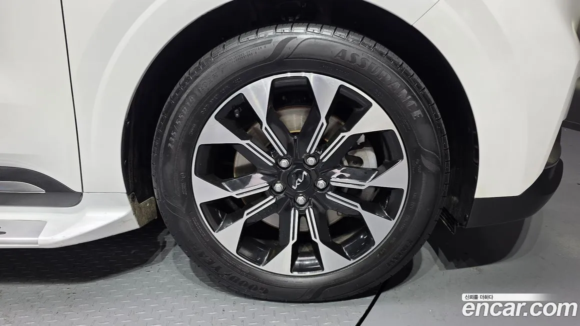 Kia Carnival 2023 из KR, фото 5