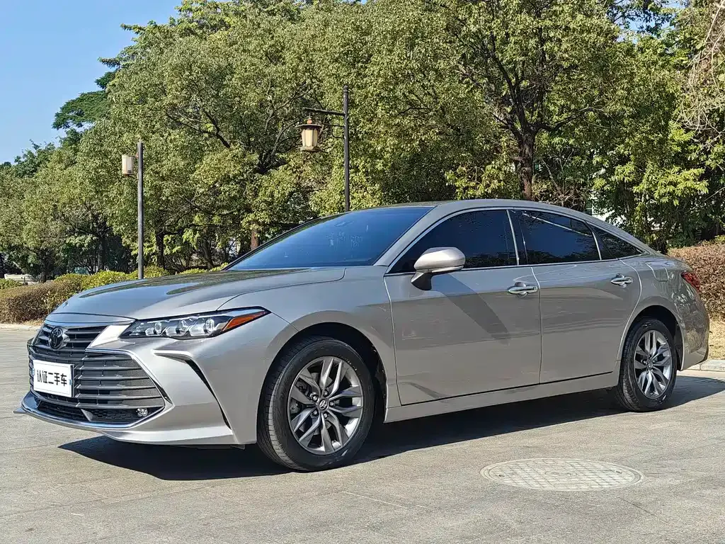 Toyota Avalon 2021 из CN, фото 1