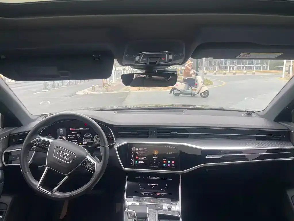 Audi A6L 2021 из CN, фото 3