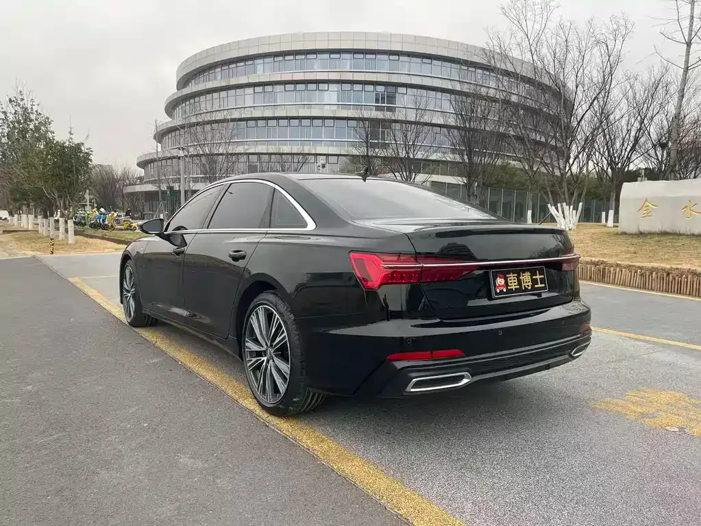 Audi A6L 2021 из CN, фото 5