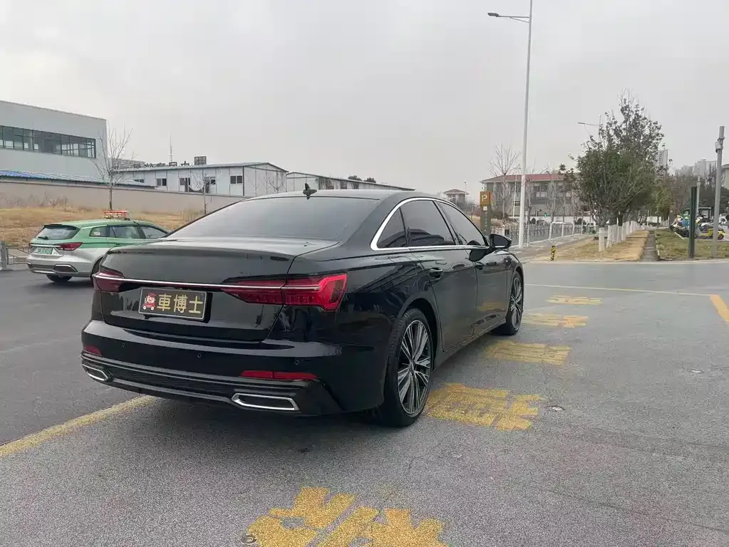 Audi A6L 2021 из CN, фото 7