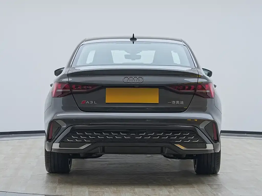 Audi A3 2025 из CN, фото 2