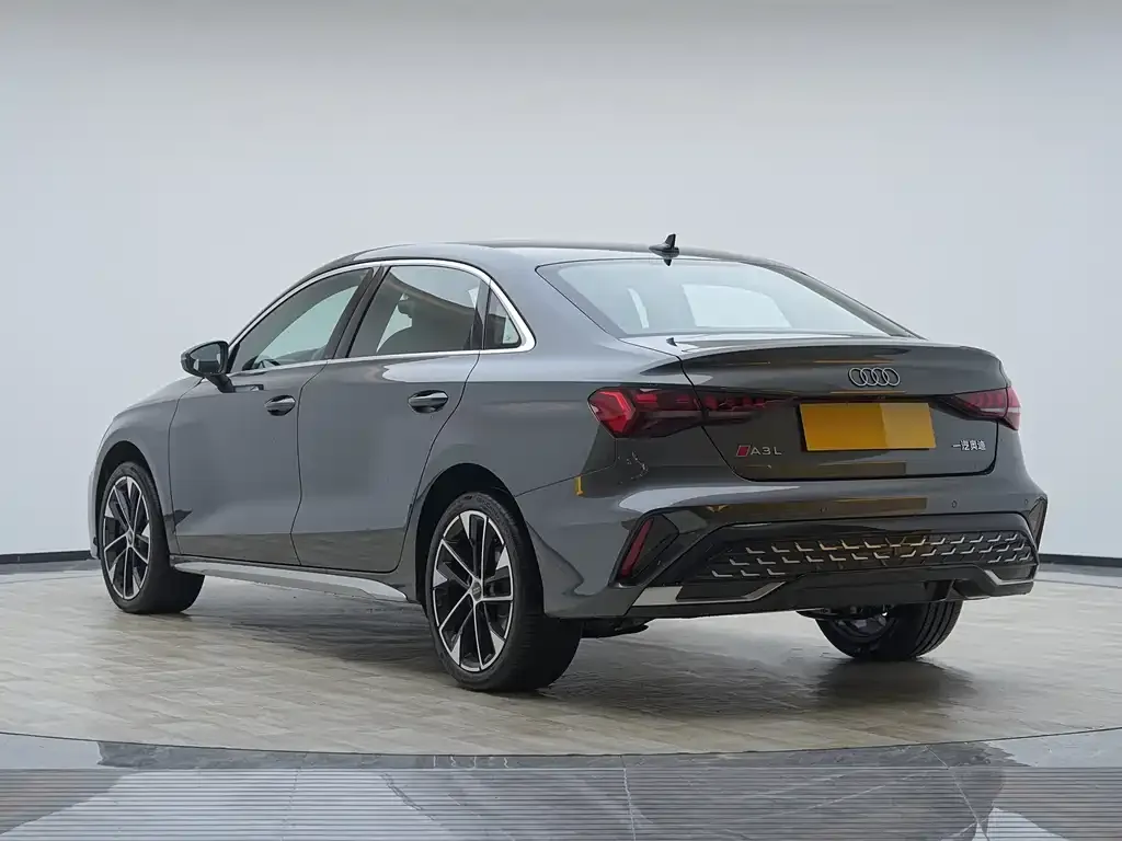 Audi A3 2025 из CN, фото 10
