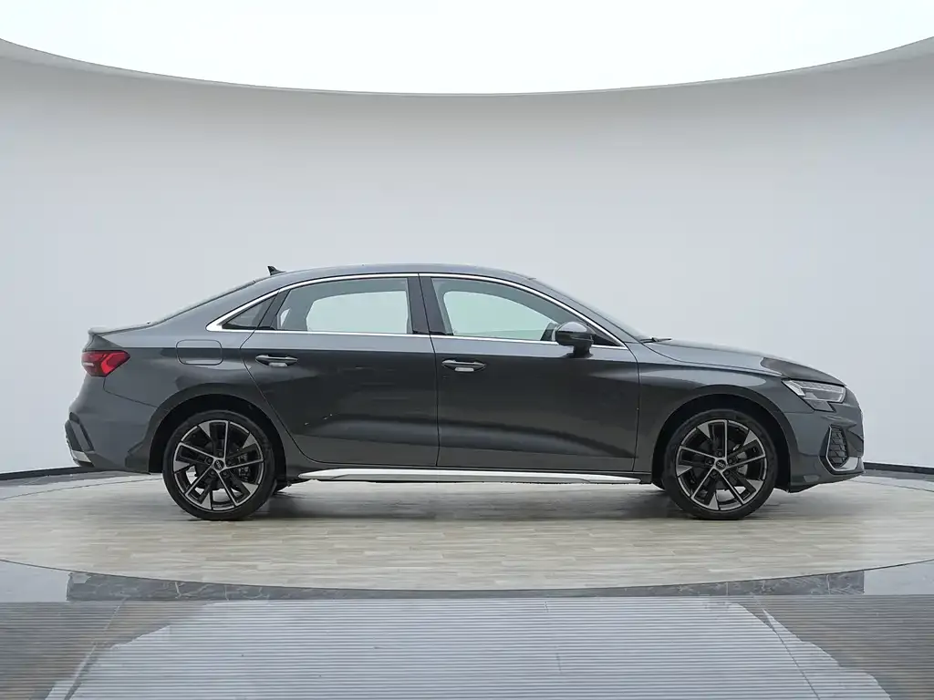 Audi A3 2025 из CN, фото 3