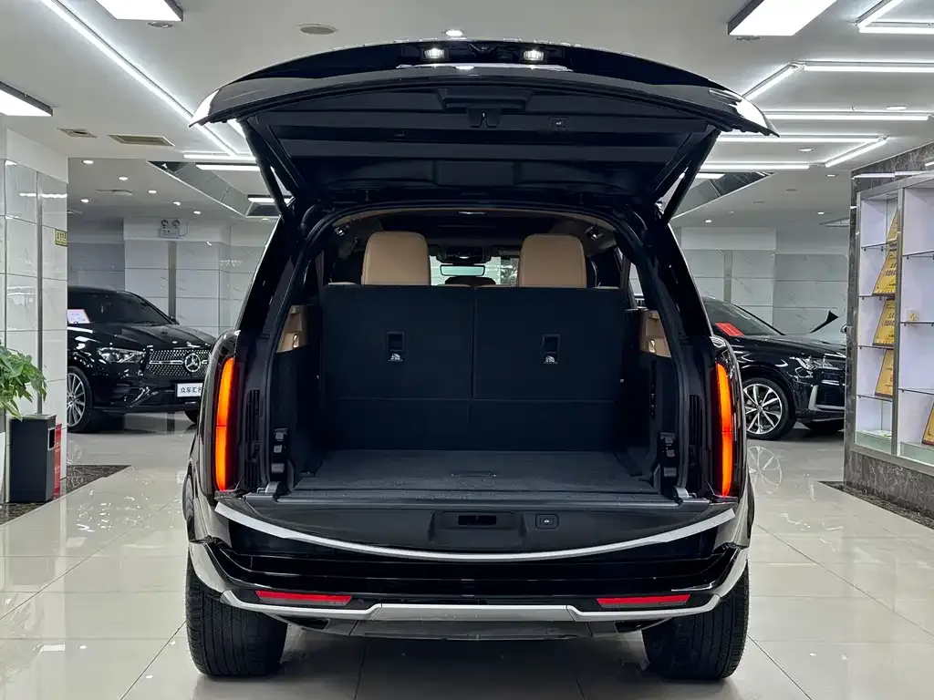 Land Rover Range Rover 2024 из CN, фото 3