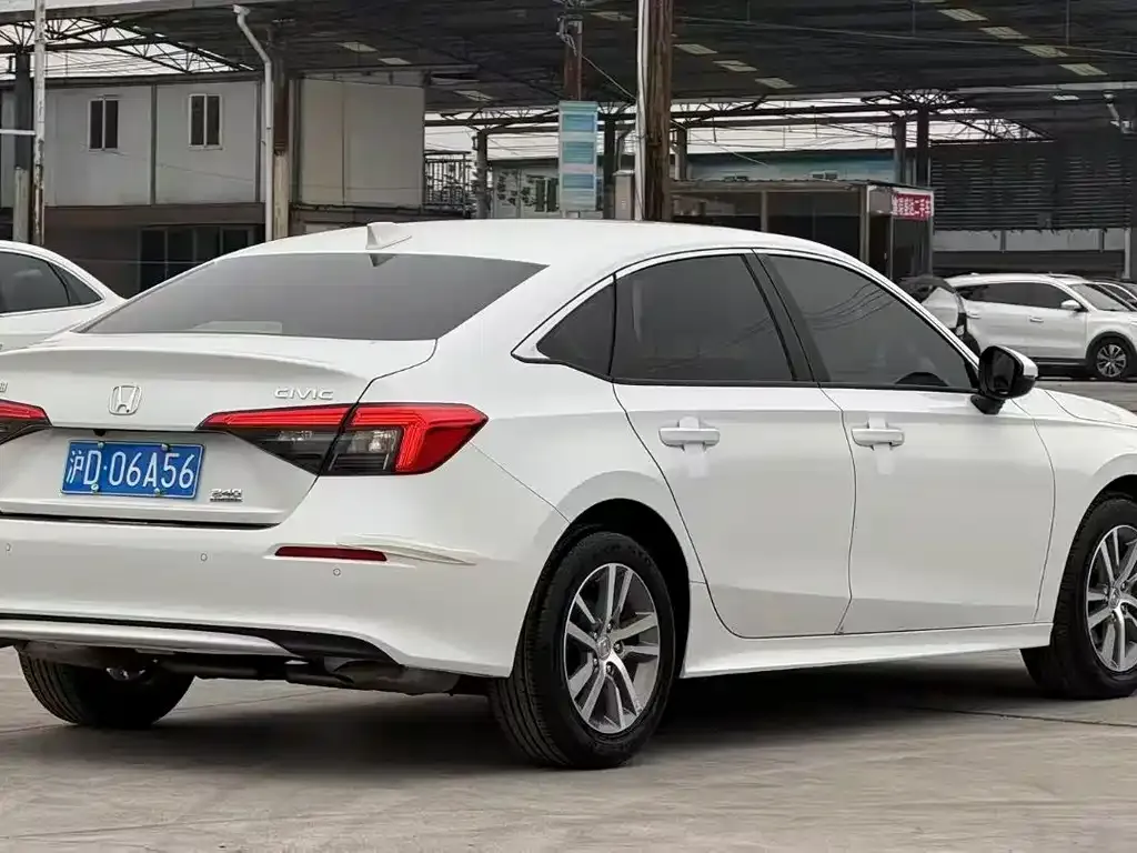 Honda Civic 2025 из CN, фото 3