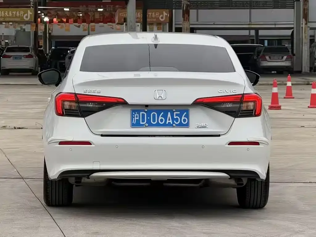 Honda Civic 2025 из CN, фото 2