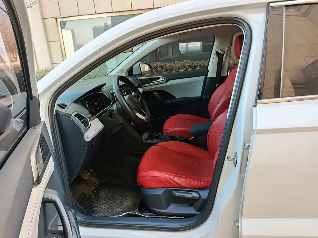 Volkswagen Tharu 2024 из CN, фото 6
