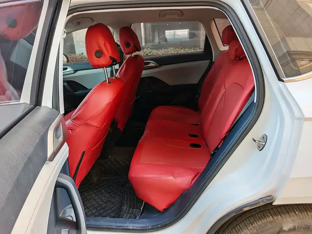Volkswagen Tharu 2024 из CN, фото 4