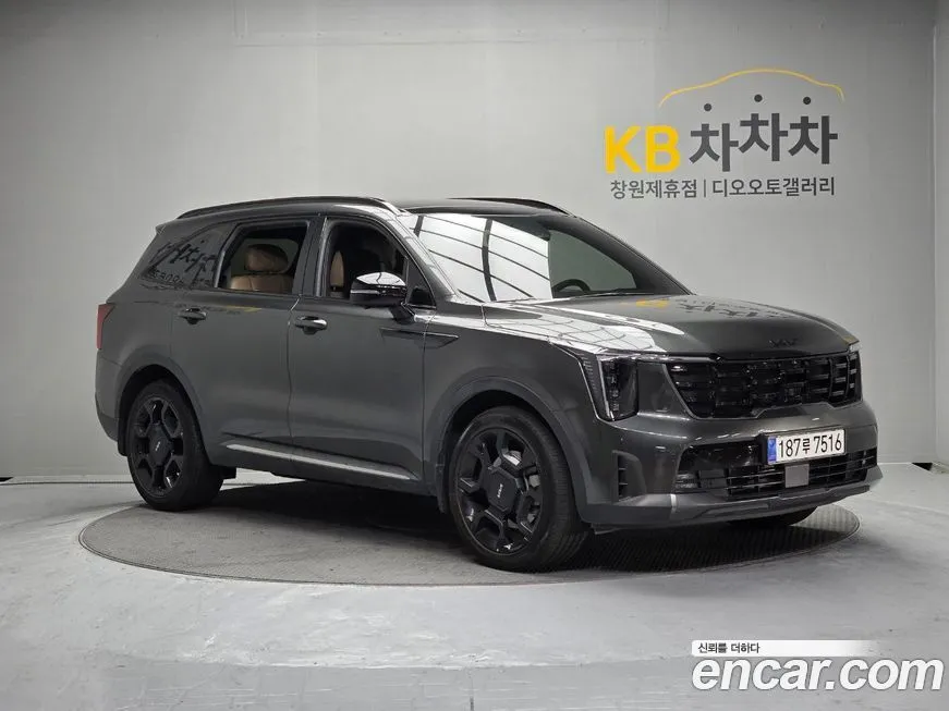 Kia Sorento — фото 8