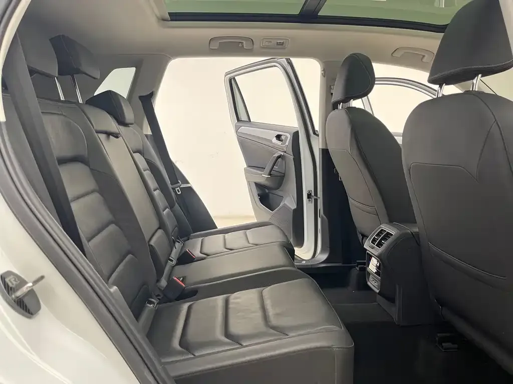 Volkswagen Tayron 2022 из CN, фото 10