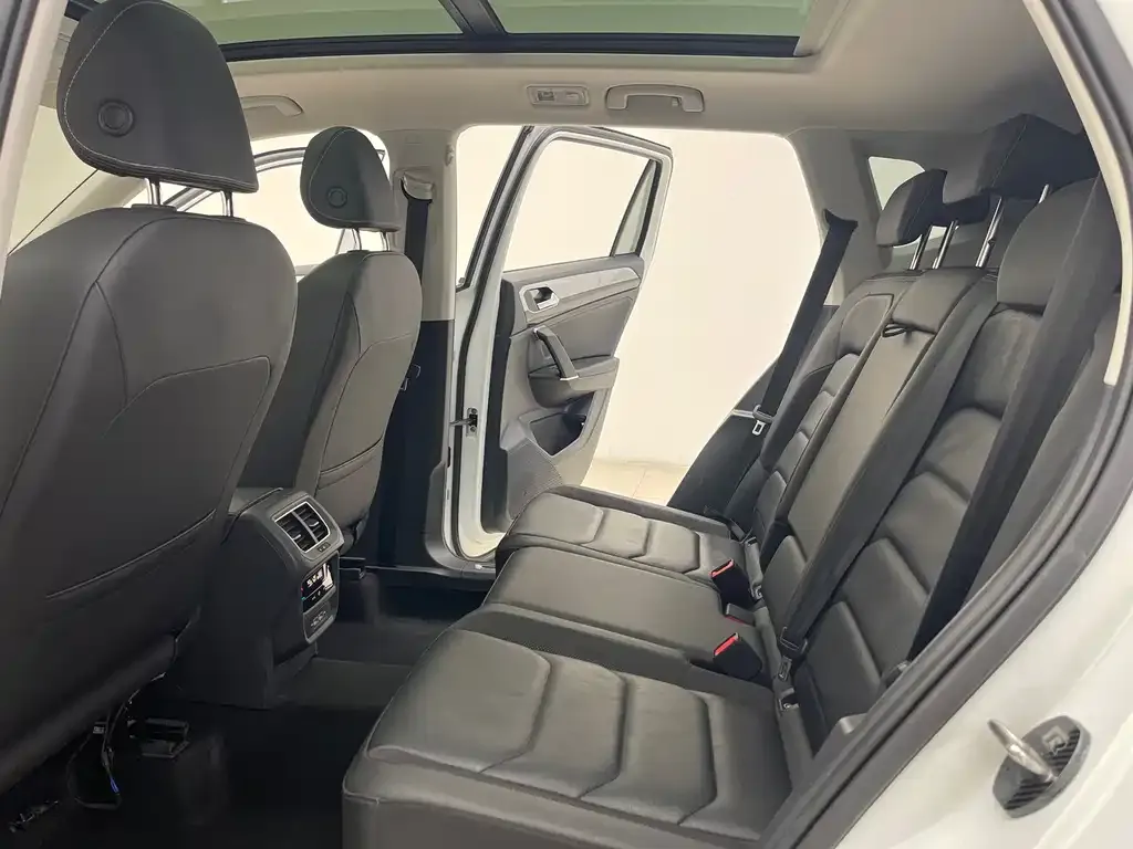 Volkswagen Tayron 2022 из CN, фото 6