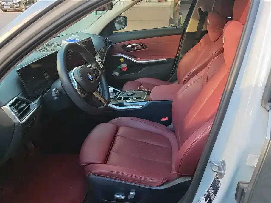 BMW 3 Series 2023 из CN, фото 9