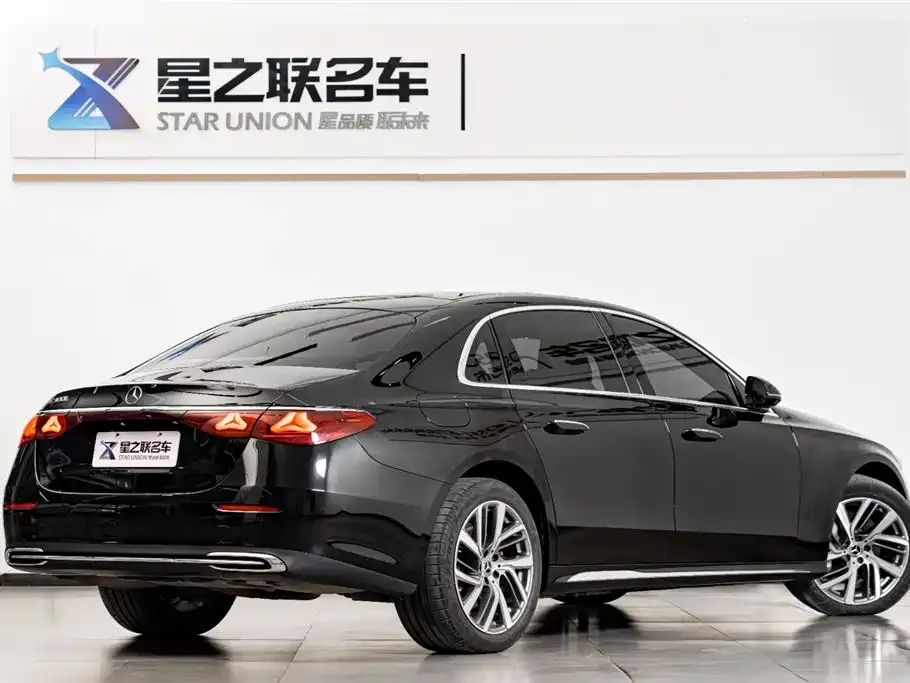 Mercedes-Benz E-Class 2024 из CN, фото 4