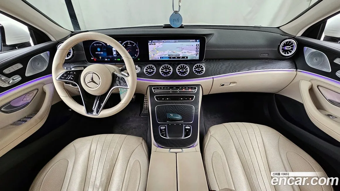 Mercedes-Benz CLS-Class — фото 7