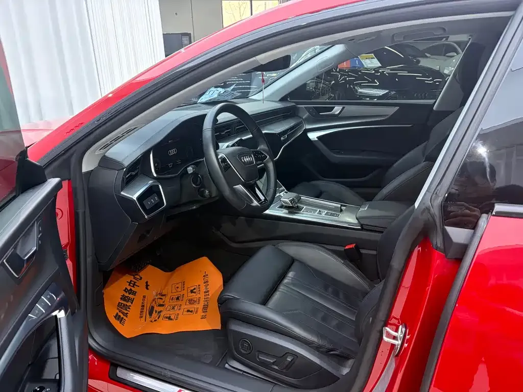 Audi A7 2021 из CN, фото 9