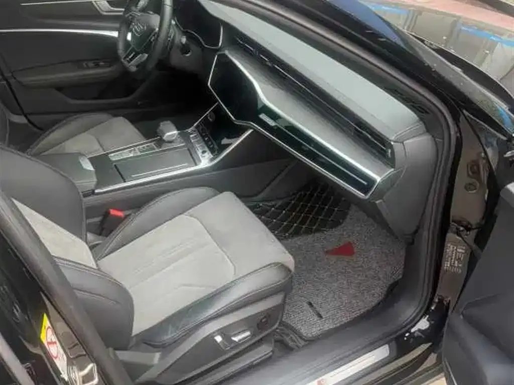 Audi A6L 2024 из CN, фото 6