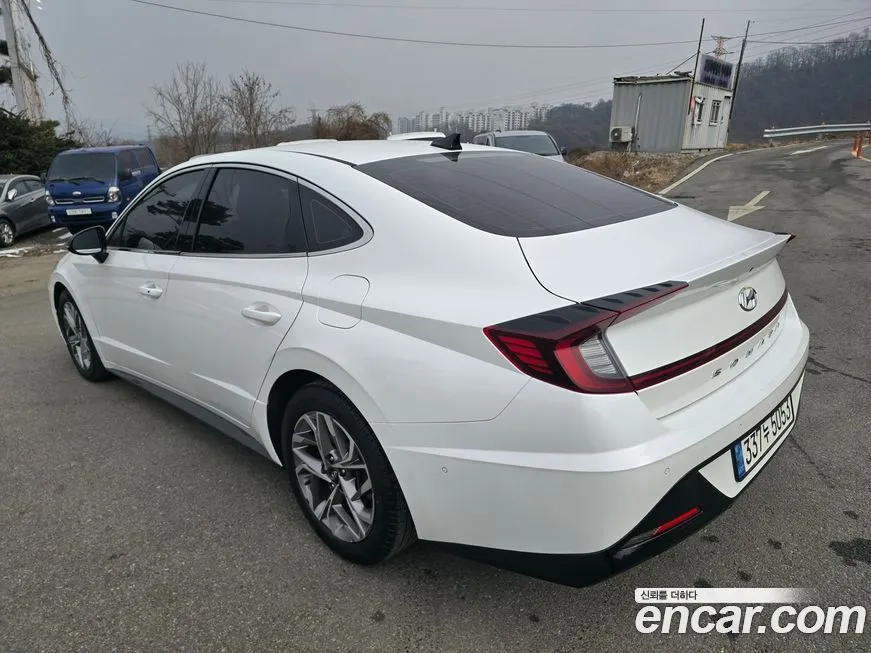 Hyundai Sonata 2021 из KR, фото 3