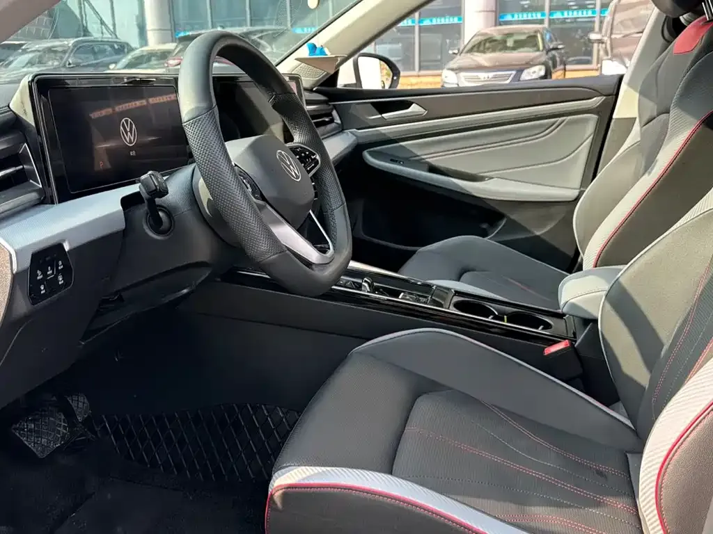 Volkswagen Lamando 2023 из CN, фото 3