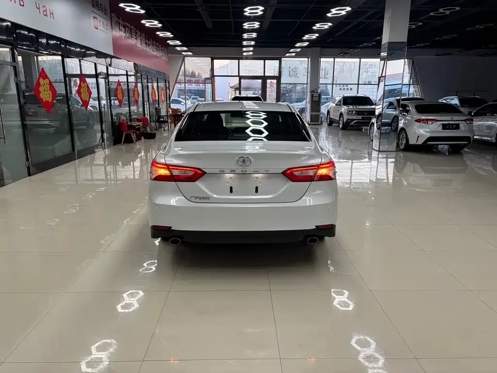 Toyota Camry 2022 из CN, фото 7