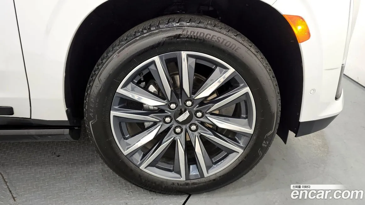 Cadillac Escalade 2023 из KR, фото 6