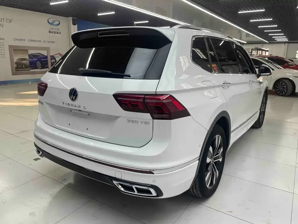 Volkswagen Tiguan L 2024 из CN, фото 4