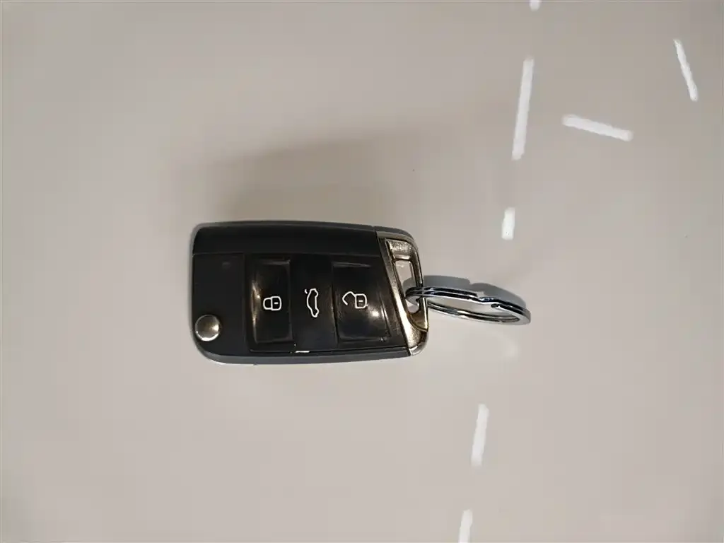 Volkswagen Lavida 2022 из CN, фото 7