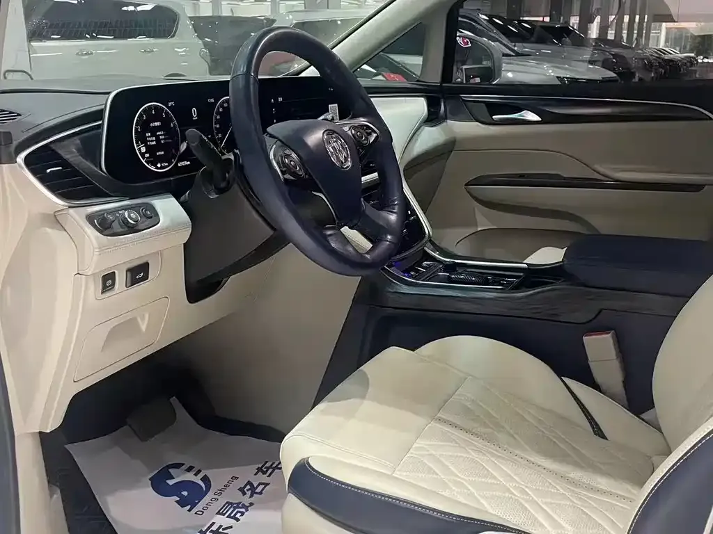 Buick GL8 2021 из CN, фото 9