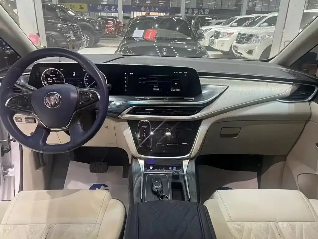 Buick GL8 2021 из CN, фото 6