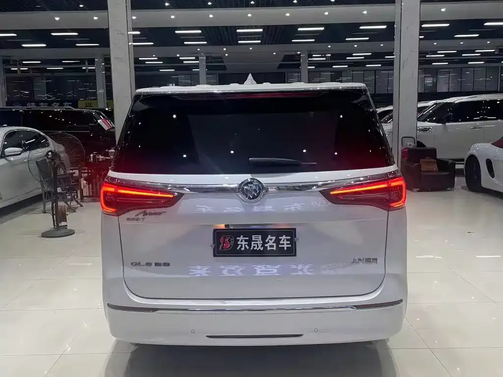 Buick GL8 2021 из CN, фото 7
