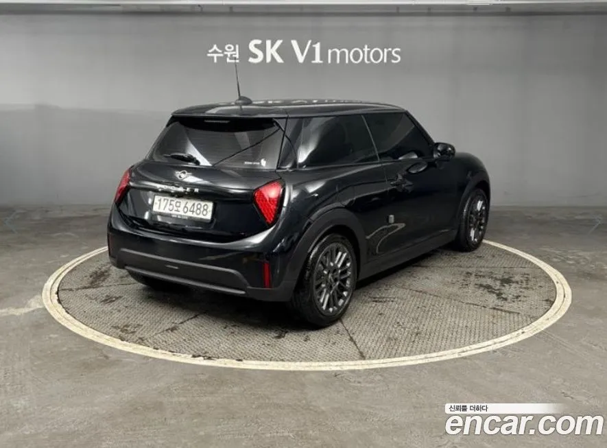 Mini Cooper 2025 из KR, фото 6