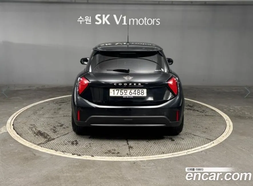 Mini Cooper 2025 из KR, фото 4
