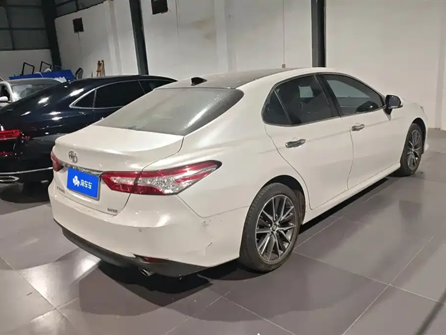 Toyota Camry 2023 из CN, фото 3
