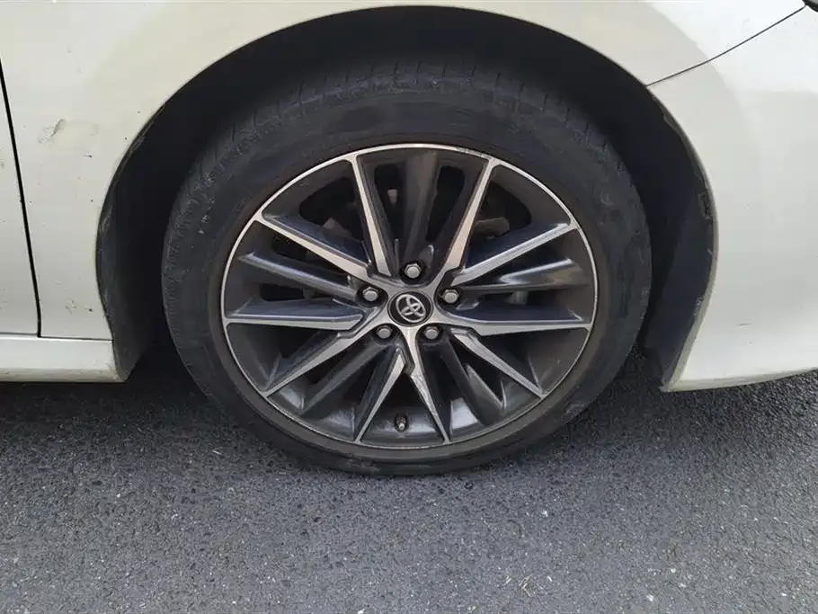 Toyota Camry 2023 из CN, фото 9