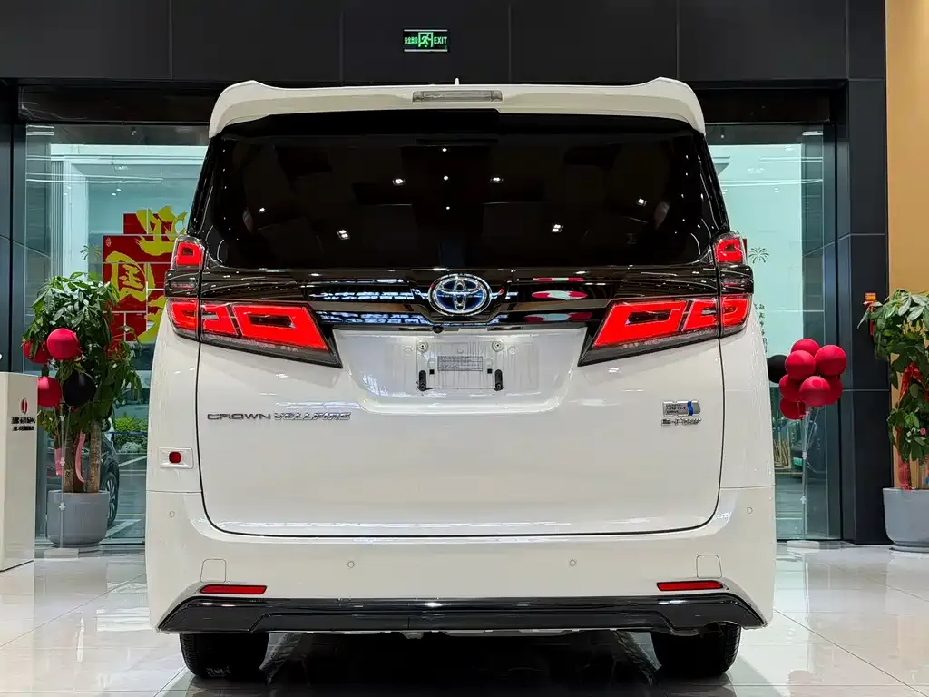 Toyota Vellfire 2023 из CN, фото 10