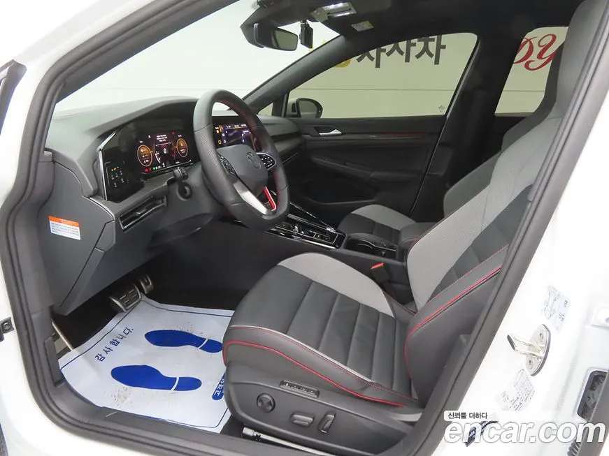 Volkswagen Golf 2024 из KR, фото 6
