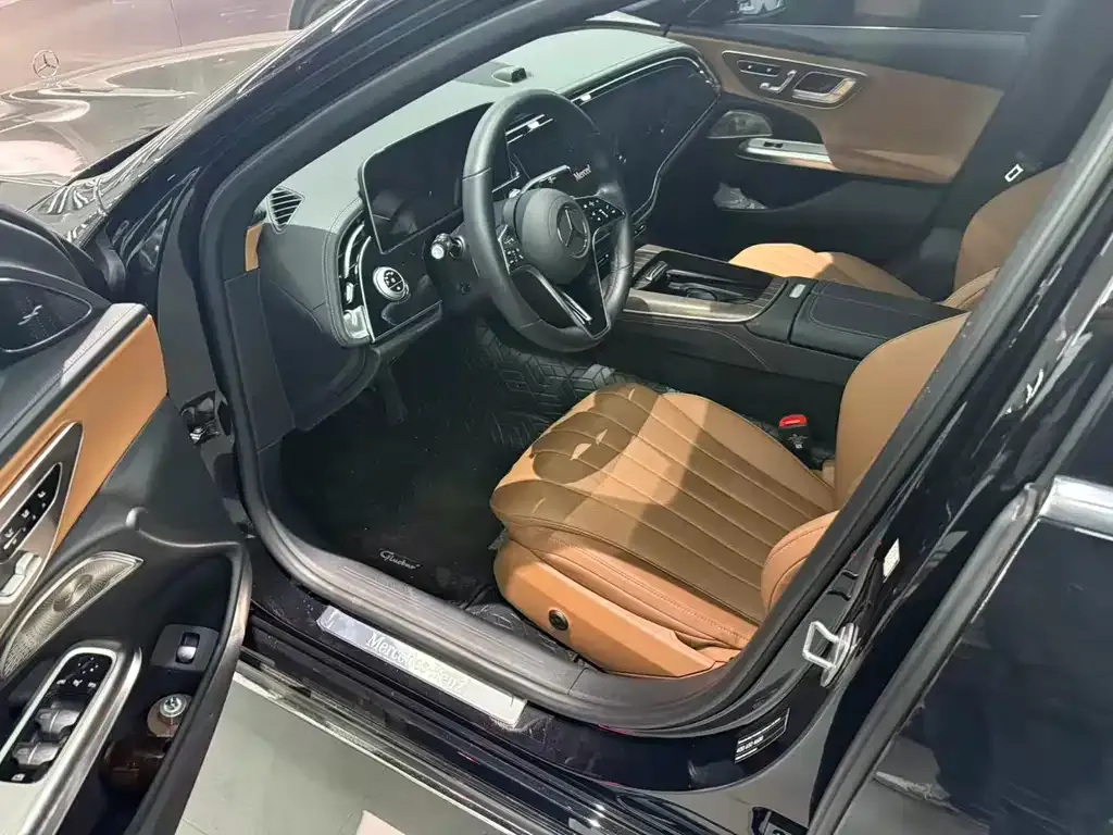 Mercedes-Benz E-Class 2025 из CN, фото 4
