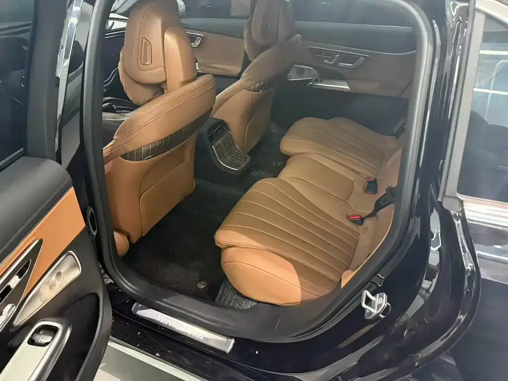 Mercedes-Benz E-Class 2025 из CN, фото 3