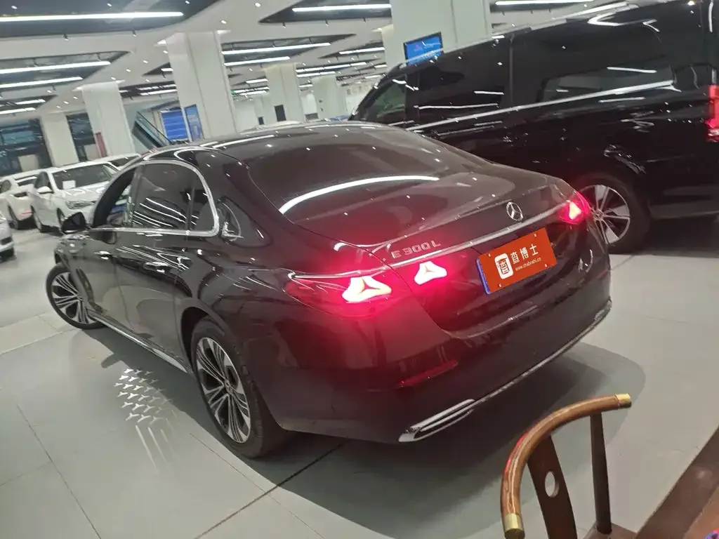 Mercedes-Benz E-Class 2025 из CN, фото 2
