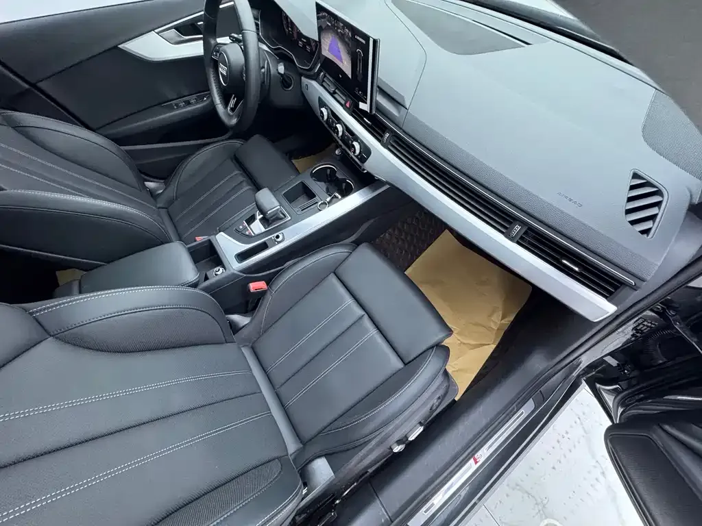 Audi A4L 2025 из CN, фото 7
