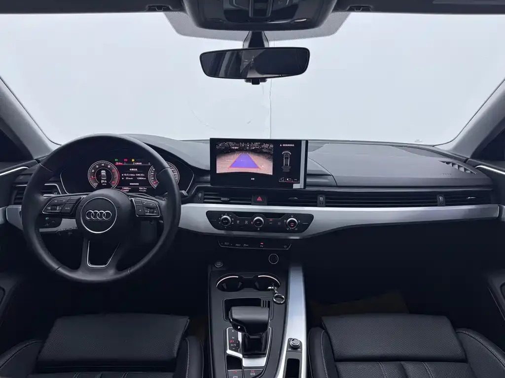 Audi A4L 2025 из CN, фото 5