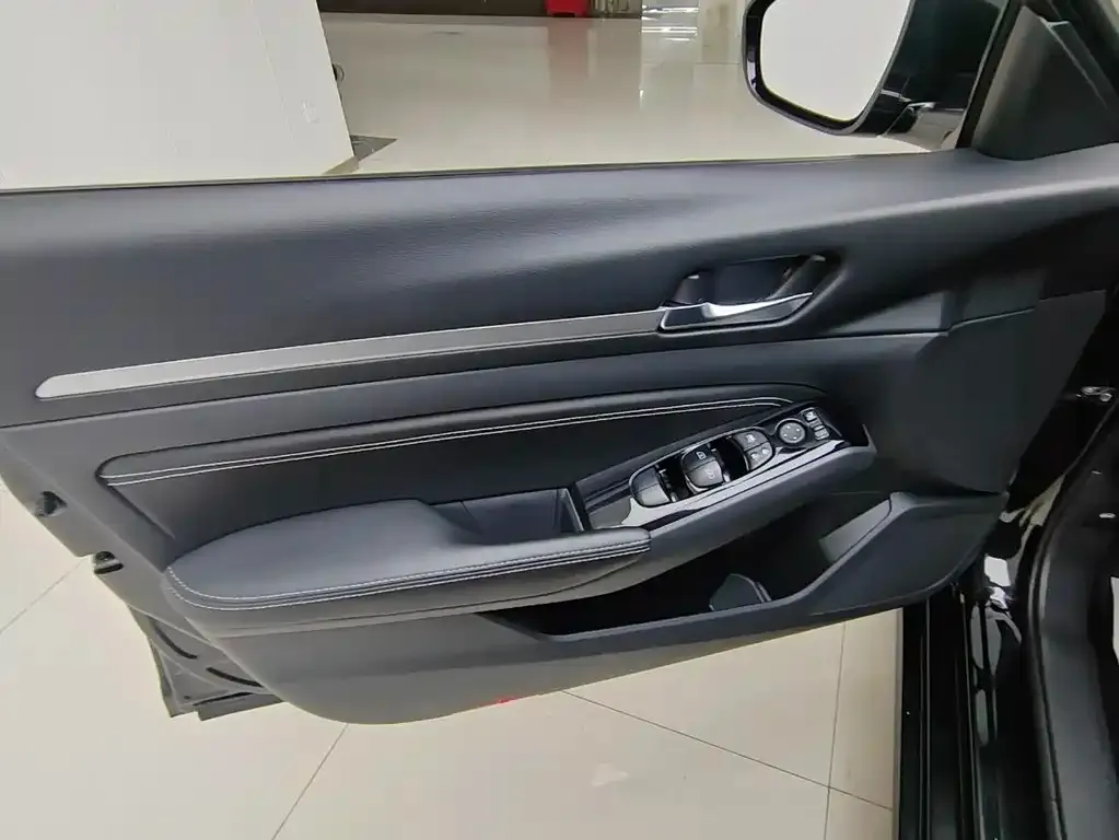 Nissan Teana 2022 из CN, фото 7