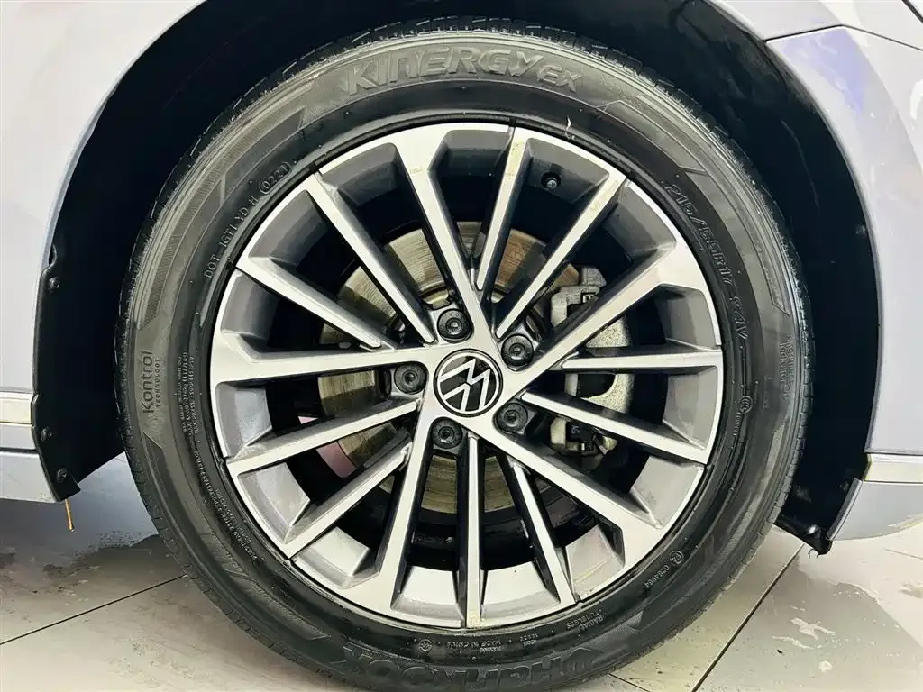 Volkswagen Magotan 2021 из CN, фото 3