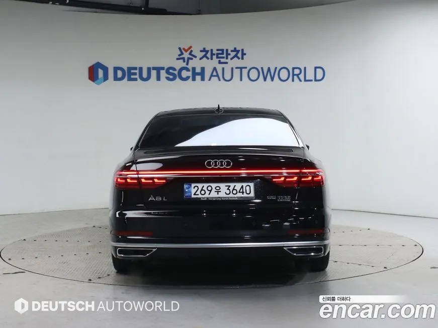 Audi A8 — фото 4