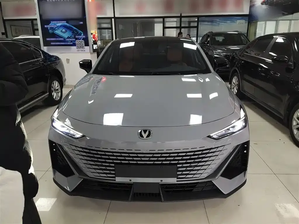 Changan UNI-V 2022 из CN, фото 5