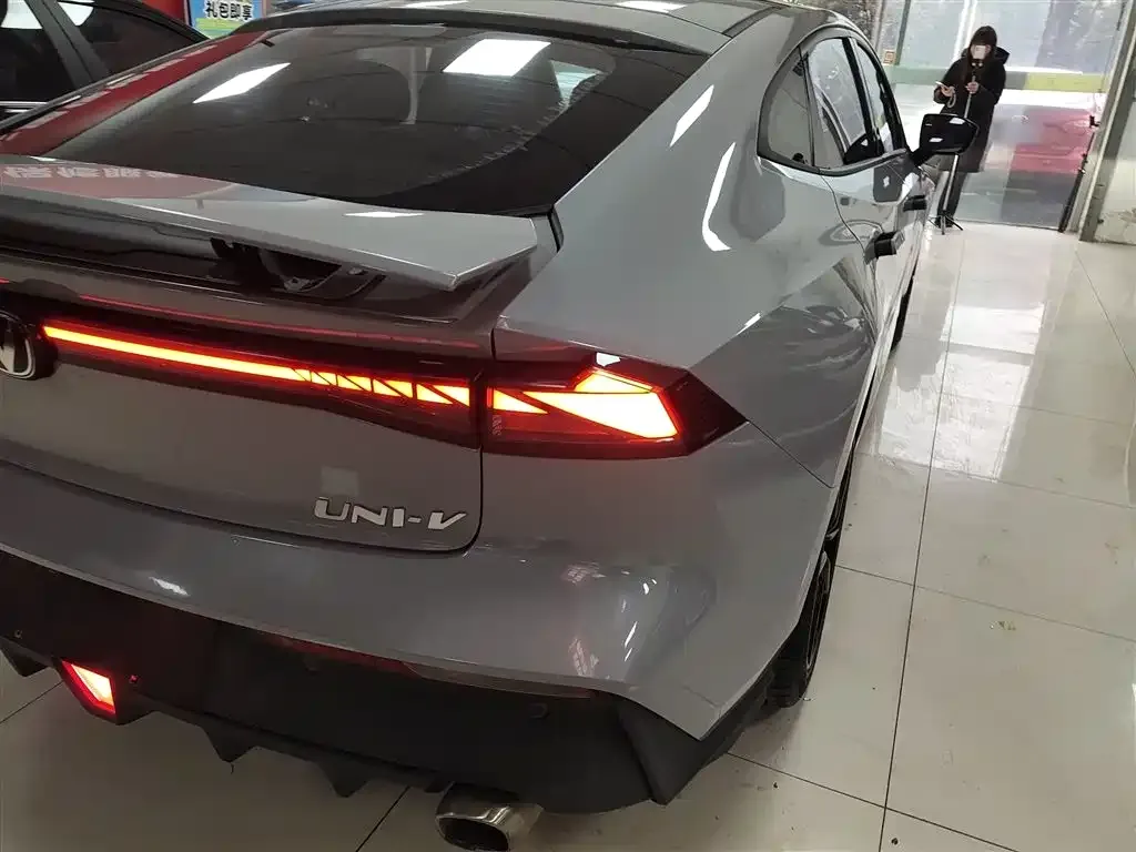 Changan UNI-V 2022 из CN, фото 6