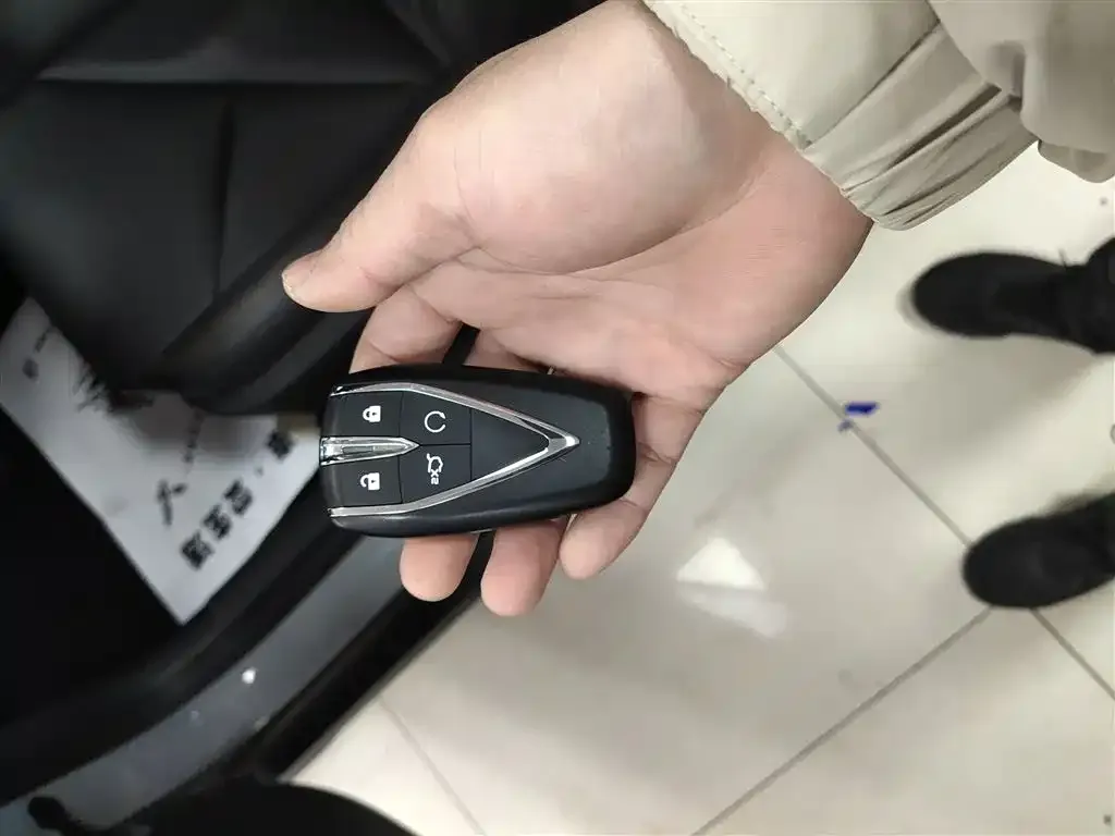 Changan UNI-V 2022 из CN, фото 2