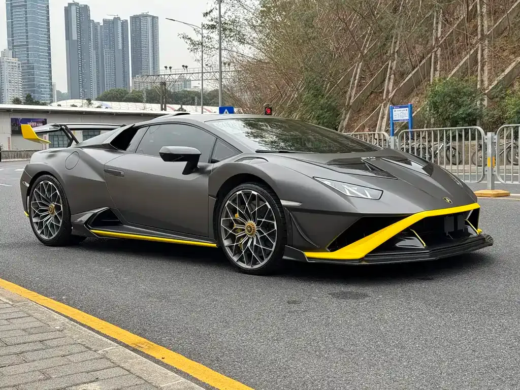 Lamborghini Huracan 2022 из CN, фото 8